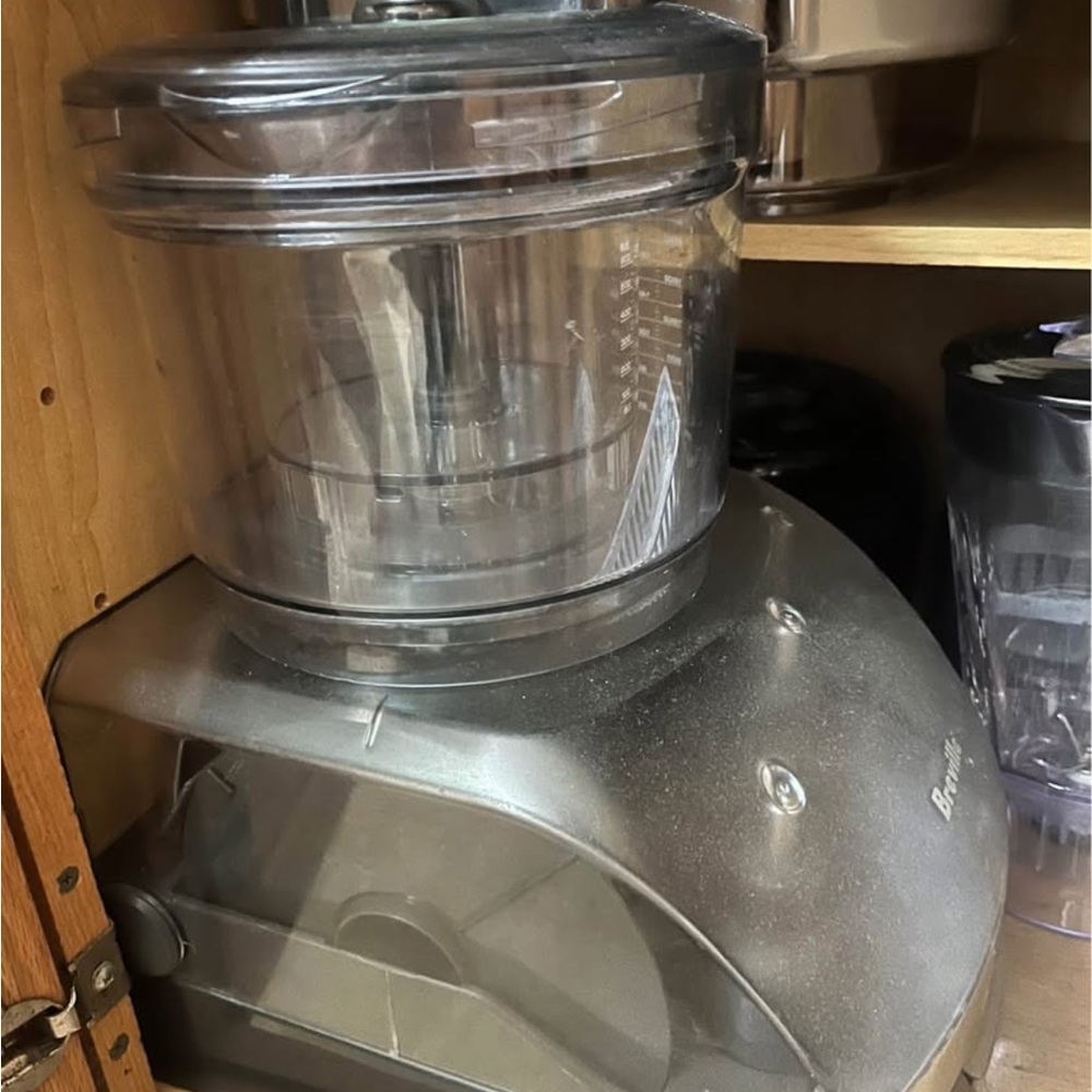 Breville Silver Kitchen Tools for Culinary Excellence